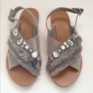 NEW Vince CAMUTO leather sandals